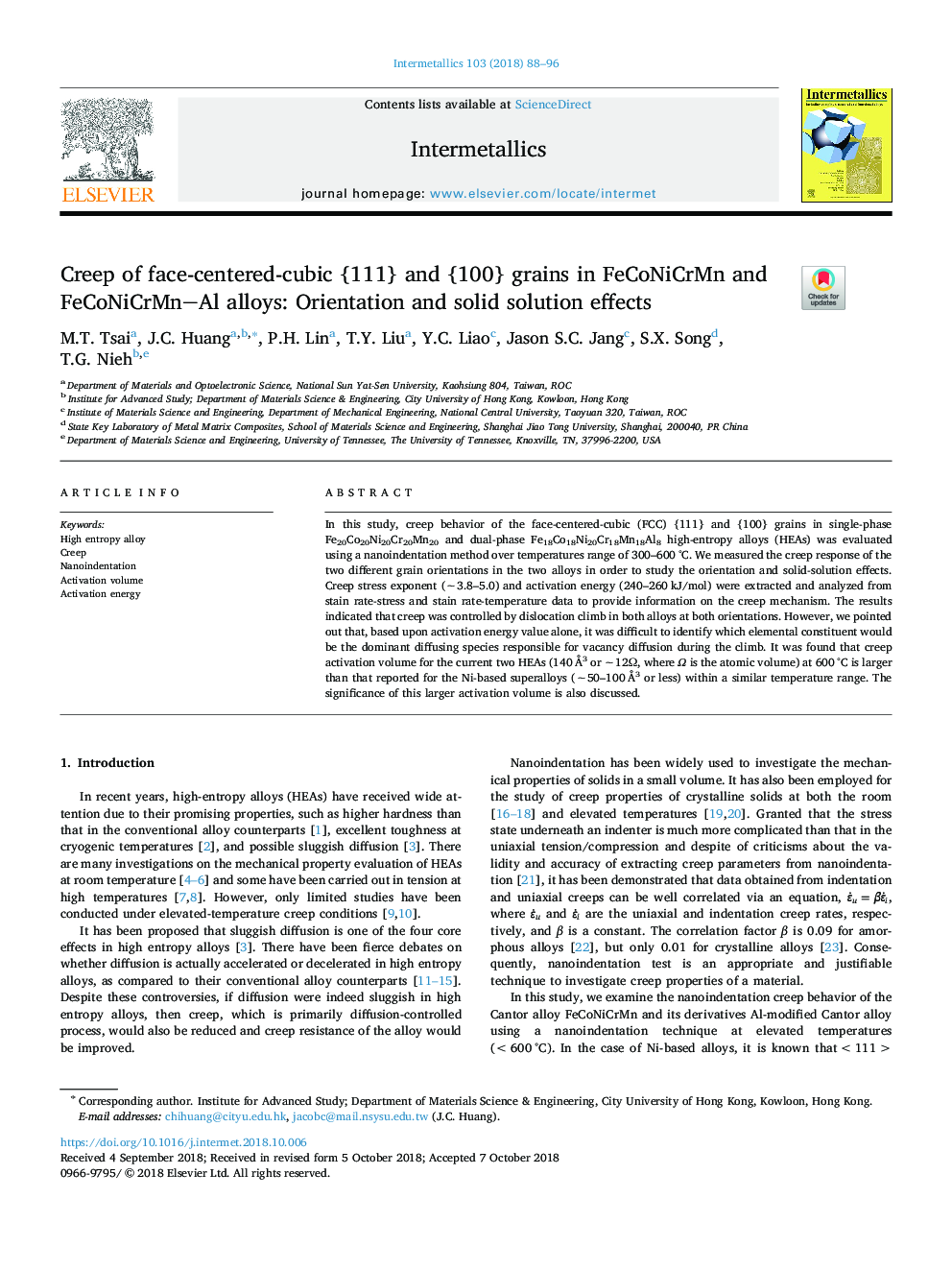 Creep of face-centered-cubic {111} and {100} grains in FeCoNiCrMn and FeCoNiCrMnAl alloys: Orientation and solid solution effects