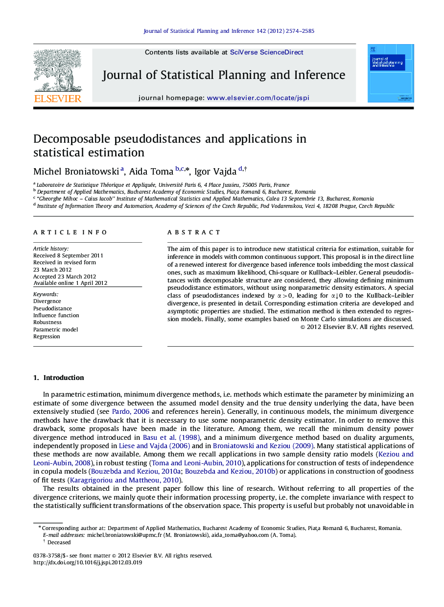 Decomposable pseudodistances and applications in statistical estimation