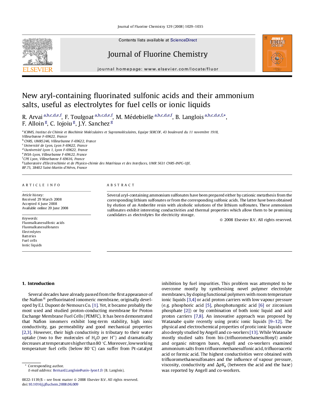 New aryl-containing fluorinated sulfonic acids and their ammonium salts, useful as electrolytes for fuel cells or ionic liquids