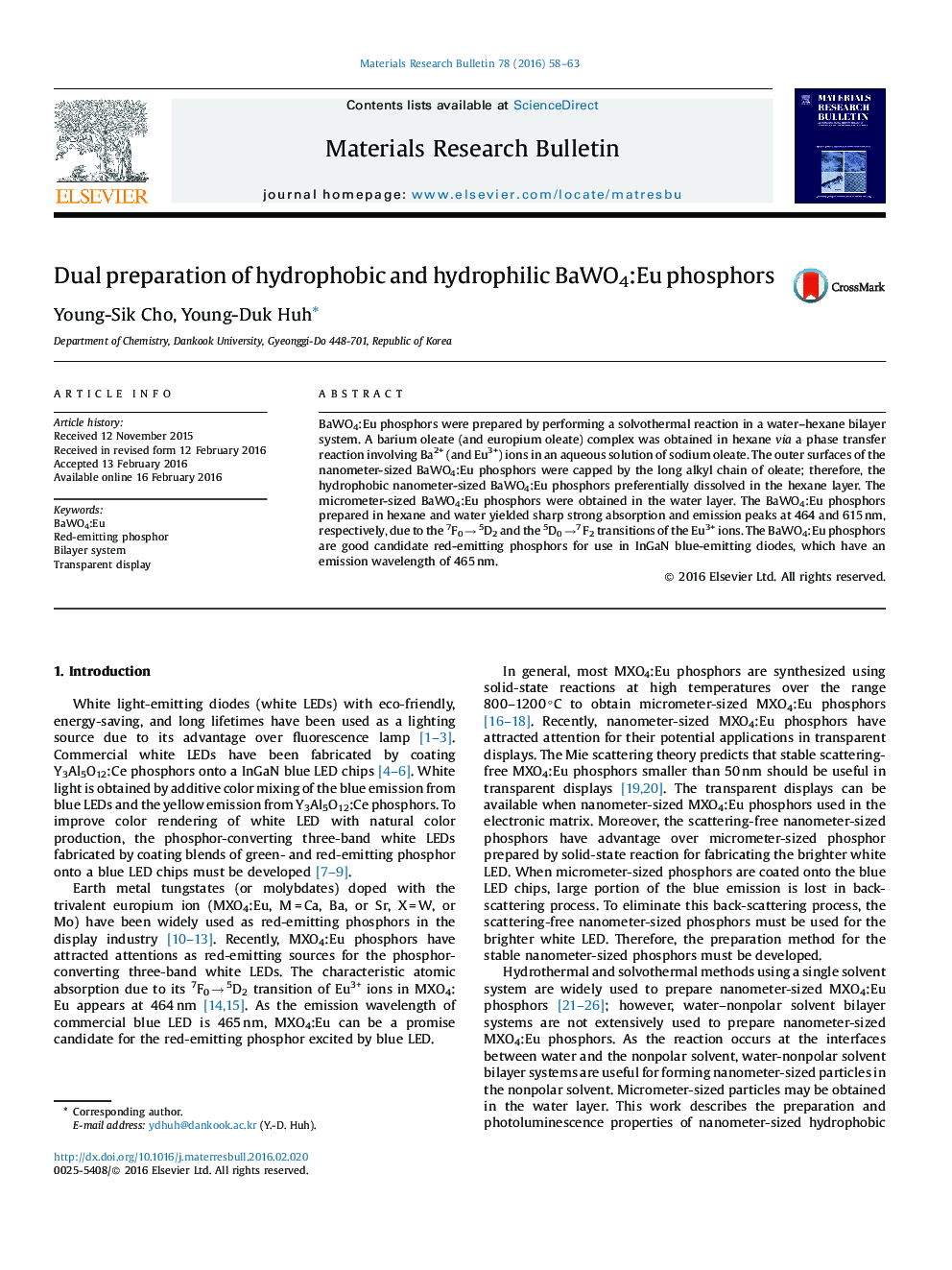 Dual preparation of hydrophobic and hydrophilic BaWO4:Eu phosphors