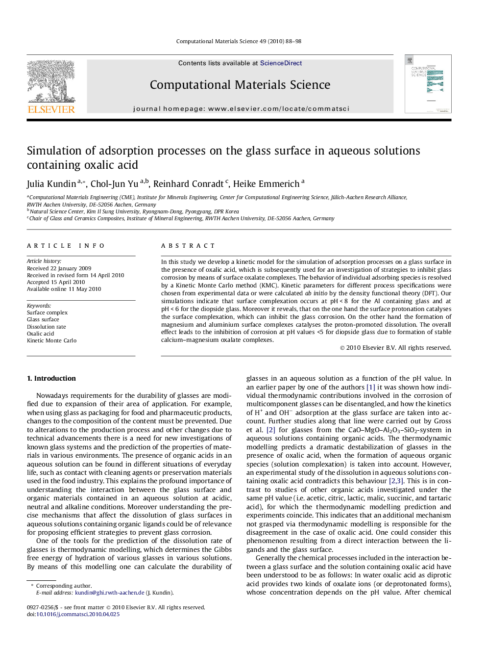 Simulation of adsorption processes on the glass surface in aqueous solutions containing oxalic acid