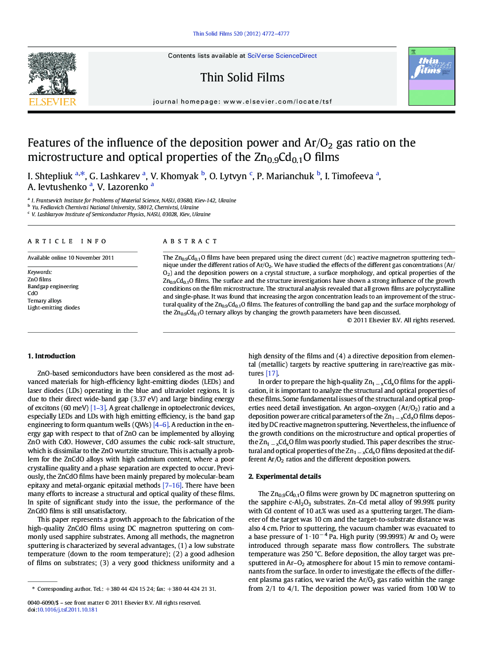 Features of the influence of the deposition power and Ar/O2 gas ratio on the microstructure and optical properties of the Zn0.9Cd0.1O films