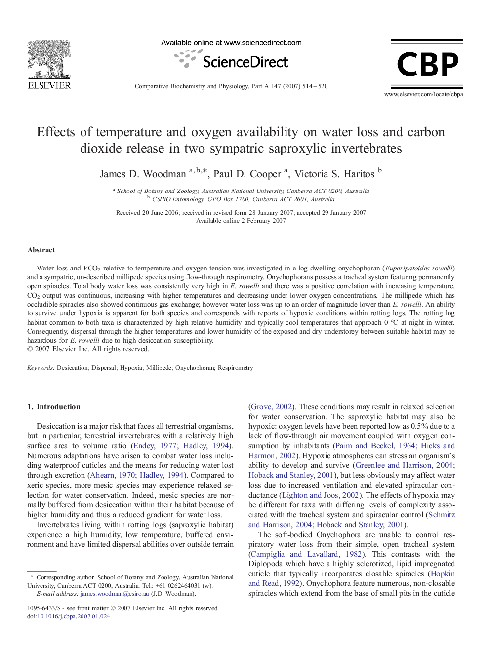 Effects of temperature and oxygen availability on water loss and carbon dioxide release in two sympatric saproxylic invertebrates