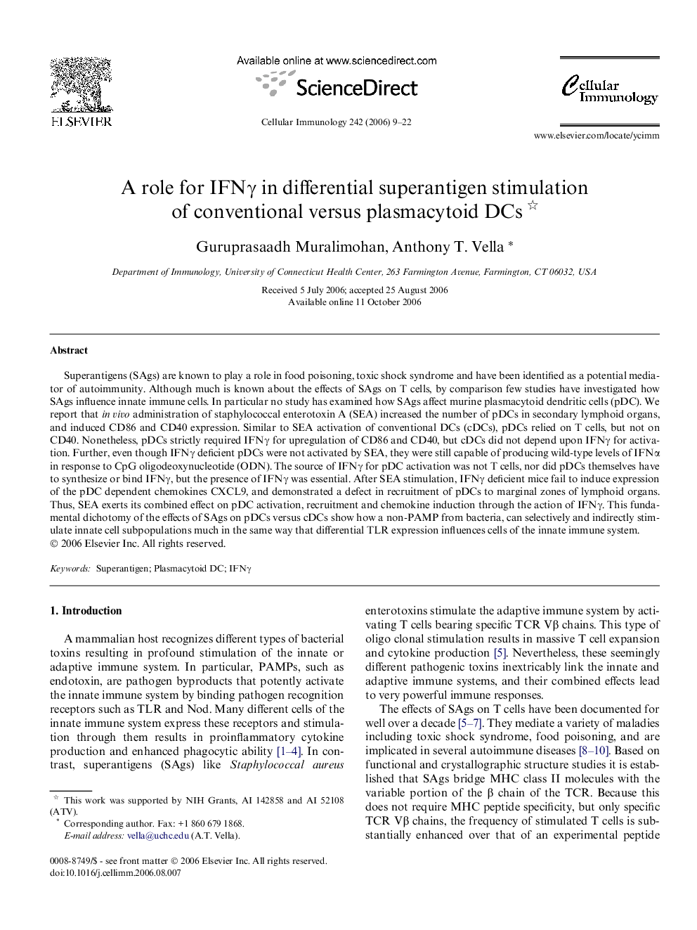 A role for IFNγ in differential superantigen stimulation of conventional versus plasmacytoid DCs 