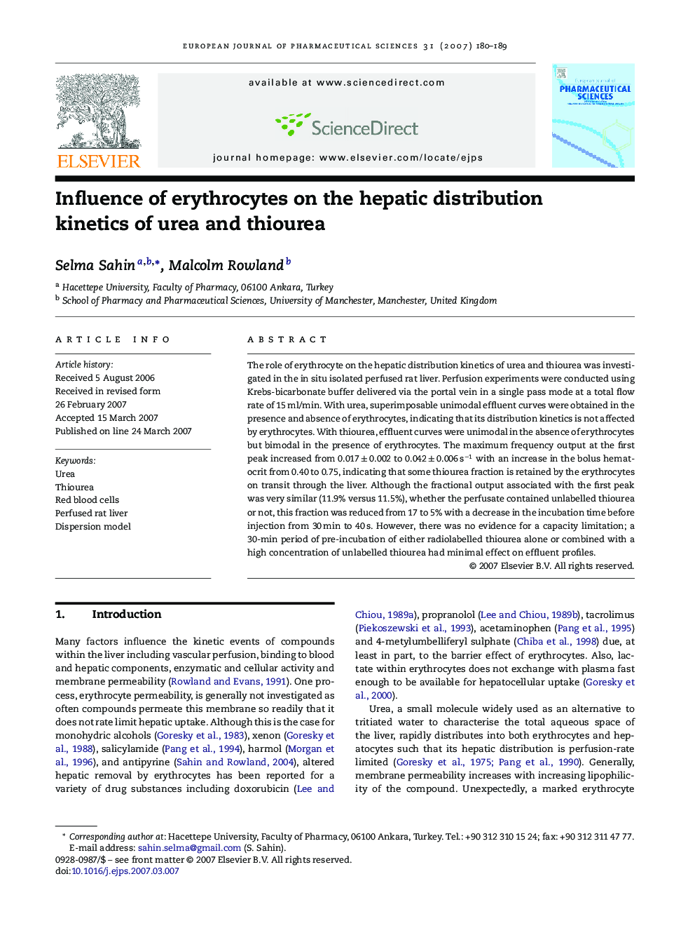 Influence of erythrocytes on the hepatic distribution kinetics of urea and thiourea