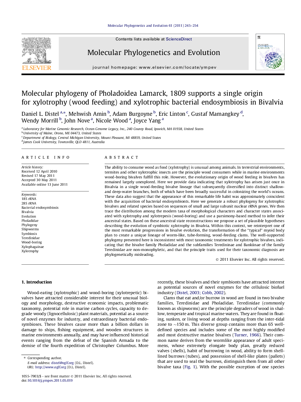 Molecular phylogeny of Pholadoidea Lamarck, 1809 supports a single origin for xylotrophy (wood feeding) and xylotrophic bacterial endosymbiosis in Bivalvia