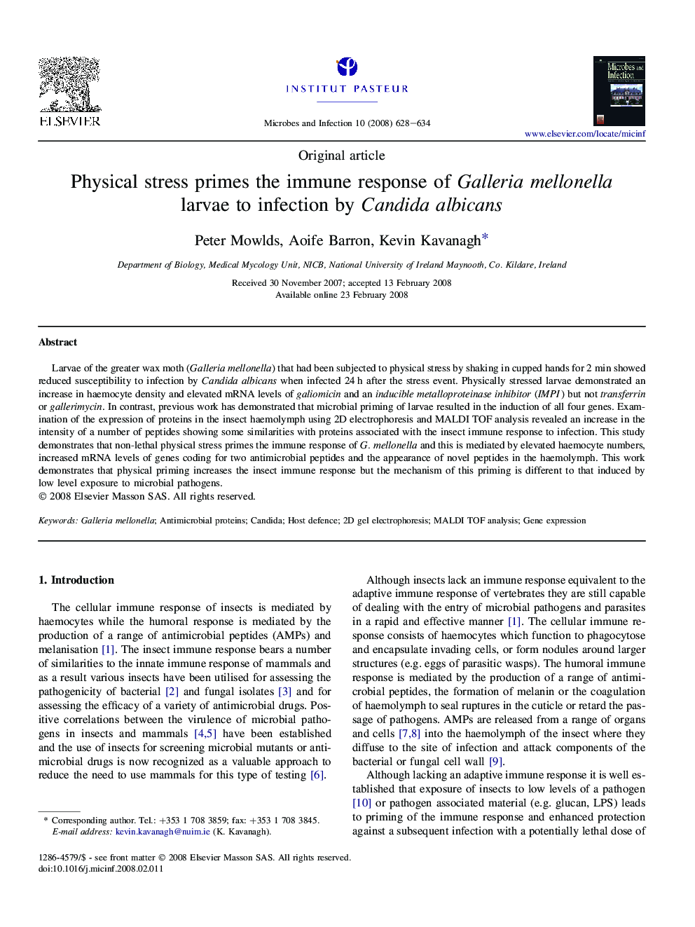 Physical stress primes the immune response of Galleria mellonella larvae to infection by Candida albicans