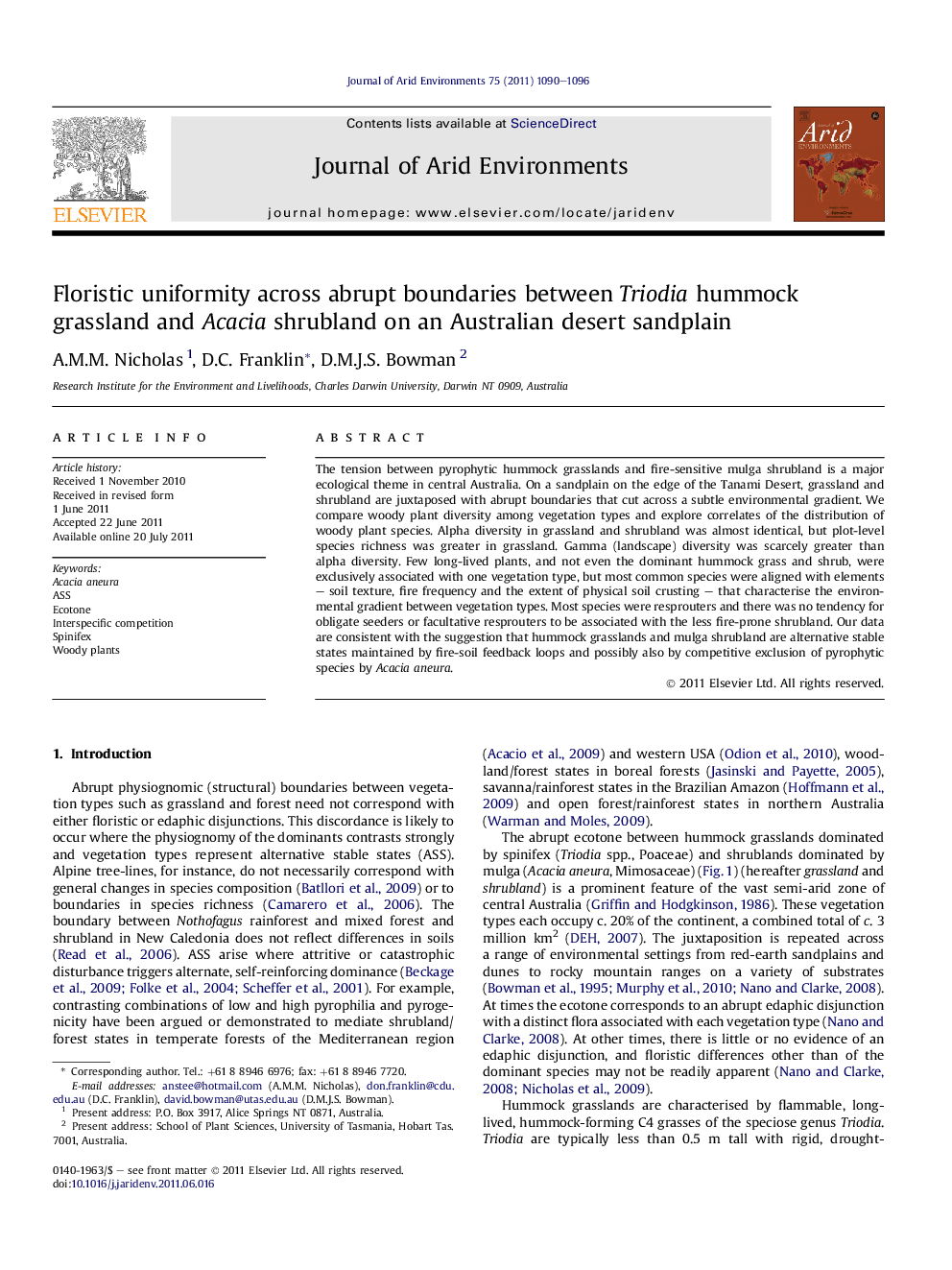 Floristic uniformity across abrupt boundaries between Triodia hummock grassland and Acacia shrubland on an Australian desert sandplain