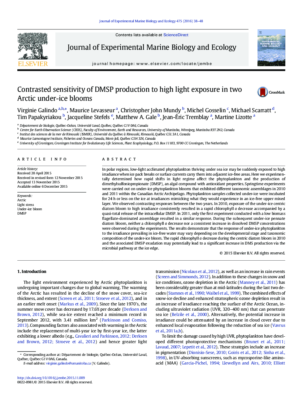 Contrasted sensitivity of DMSP production to high light exposure in two Arctic under-ice blooms