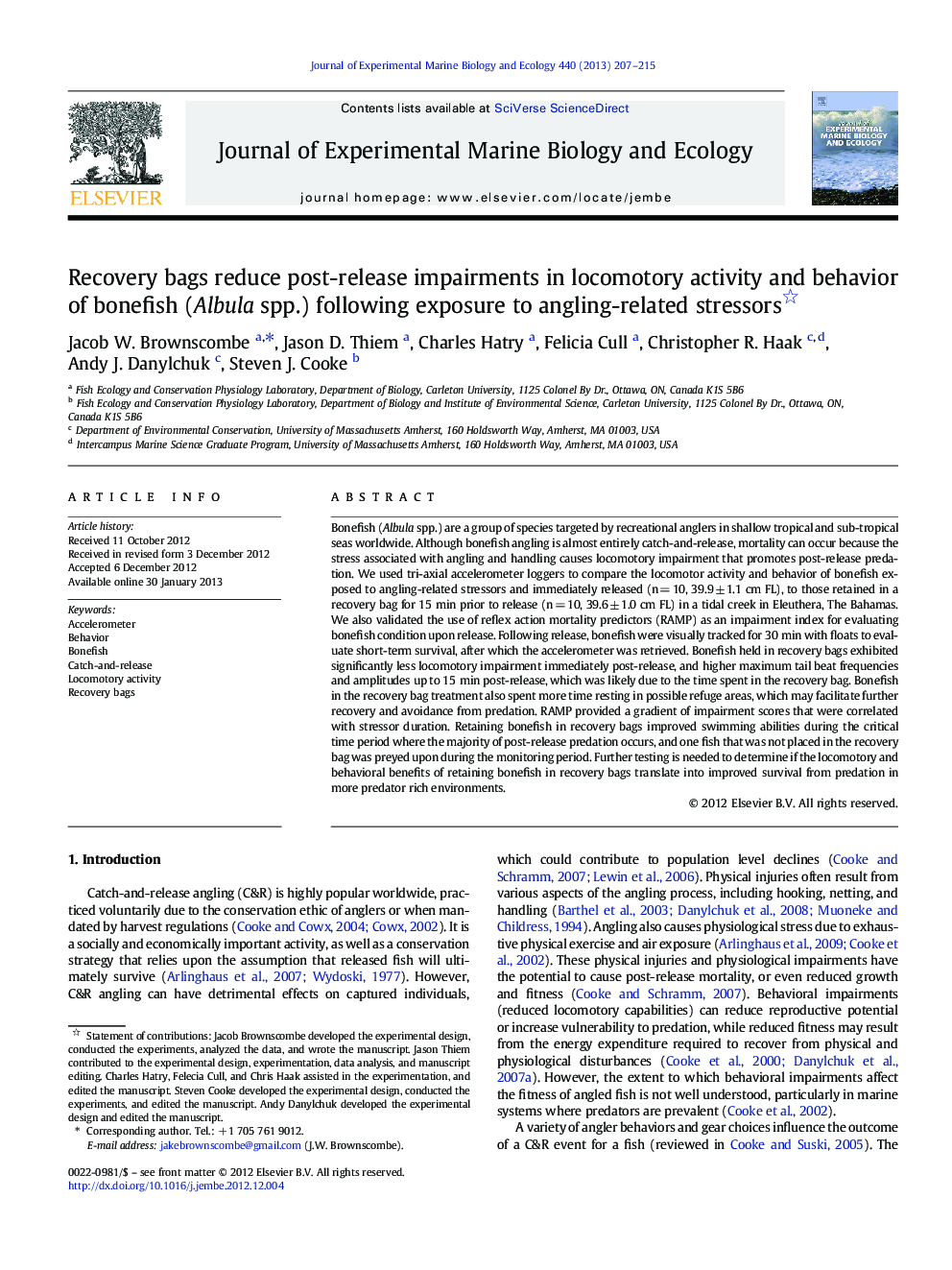 Recovery bags reduce post-release impairments in locomotory activity and behavior of bonefish (Albula spp.) following exposure to angling-related stressors 