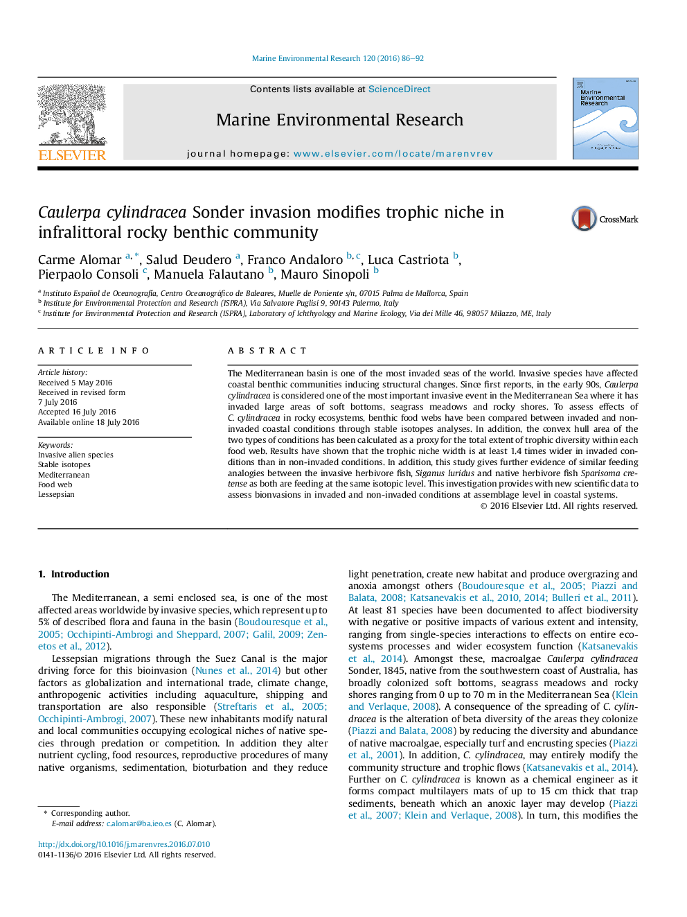 Caulerpa cylindracea Sonder invasion modifies trophic niche in infralittoral rocky benthic community