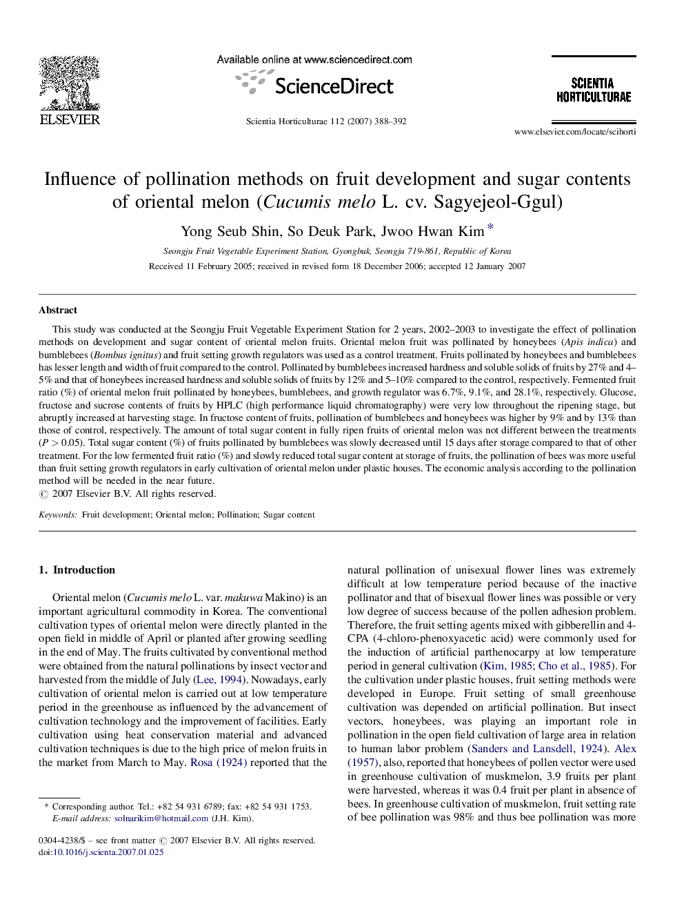 Influence of pollination methods on fruit development and sugar contents of oriental melon (Cucumis melo L. cv. Sagyejeol-Ggul)