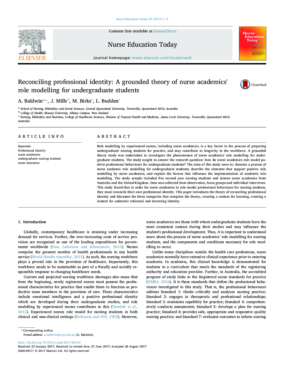 تطبیق هویت حرفه ای: تئوری مبتنی بر مدل سازی نقش دانشگاهی پرستاران برای دانشجویان کارشناسی 