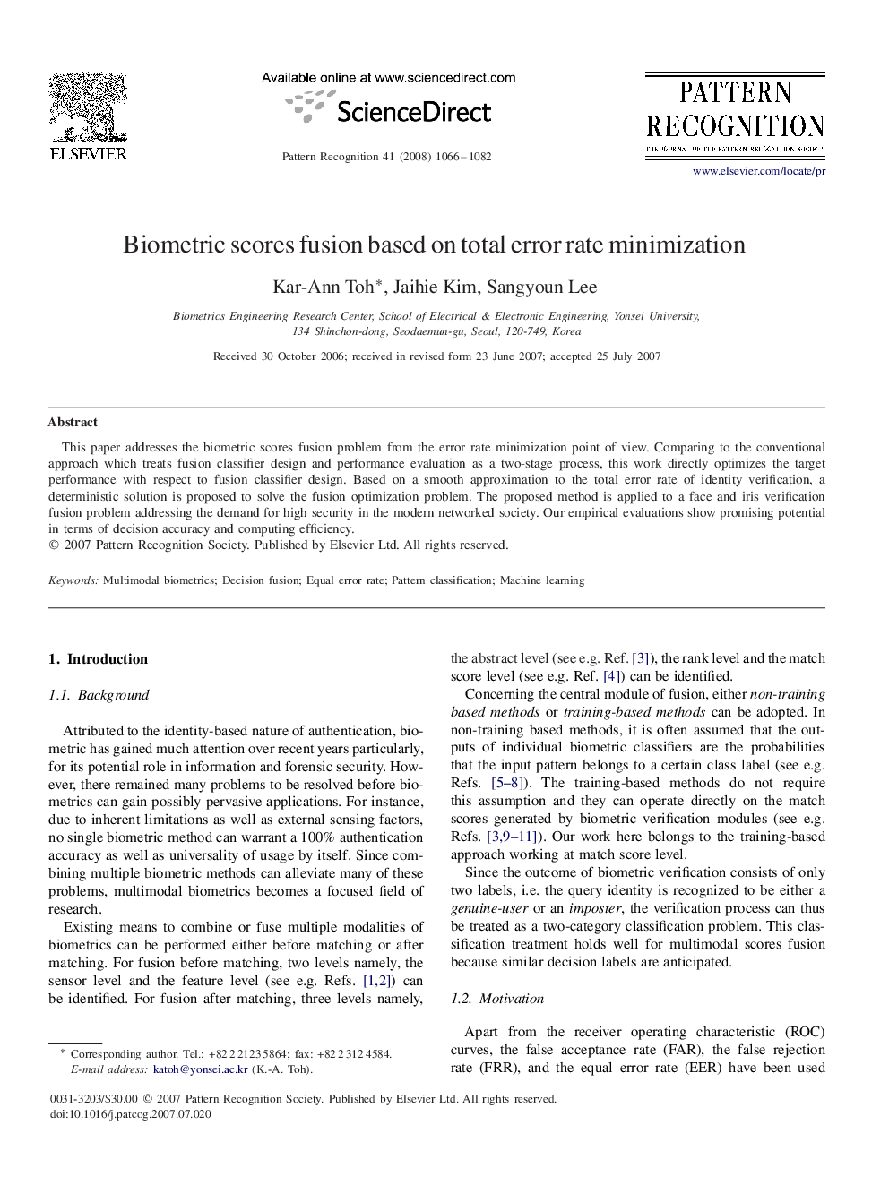 Biometric scores fusion based on total error rate minimization