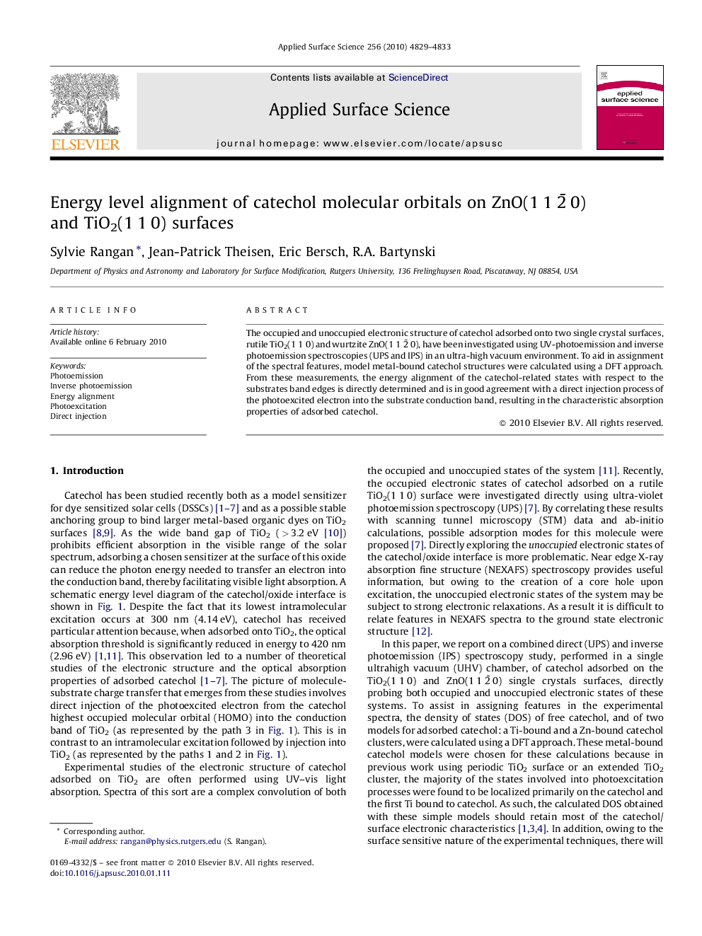 Energy level alignment of catechol molecular orbitals on ZnO(1Â 1Â 2Â¯Â 0) and TiO2(1Â 1Â 0) surfaces