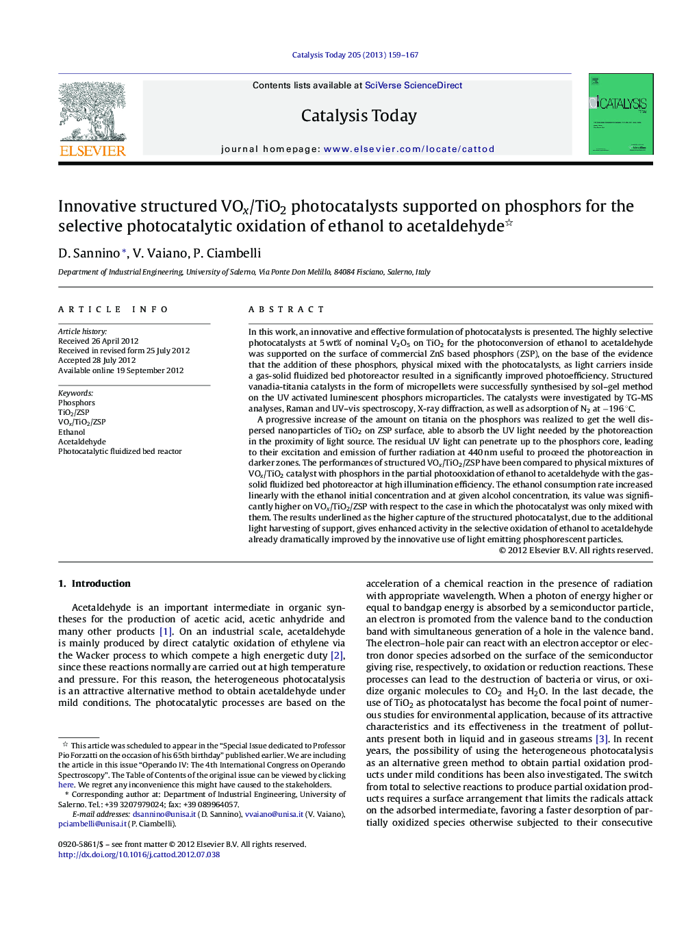 Innovative structured VOx/TiO2 photocatalysts supported on phosphors for the selective photocatalytic oxidation of ethanol to acetaldehyde 
