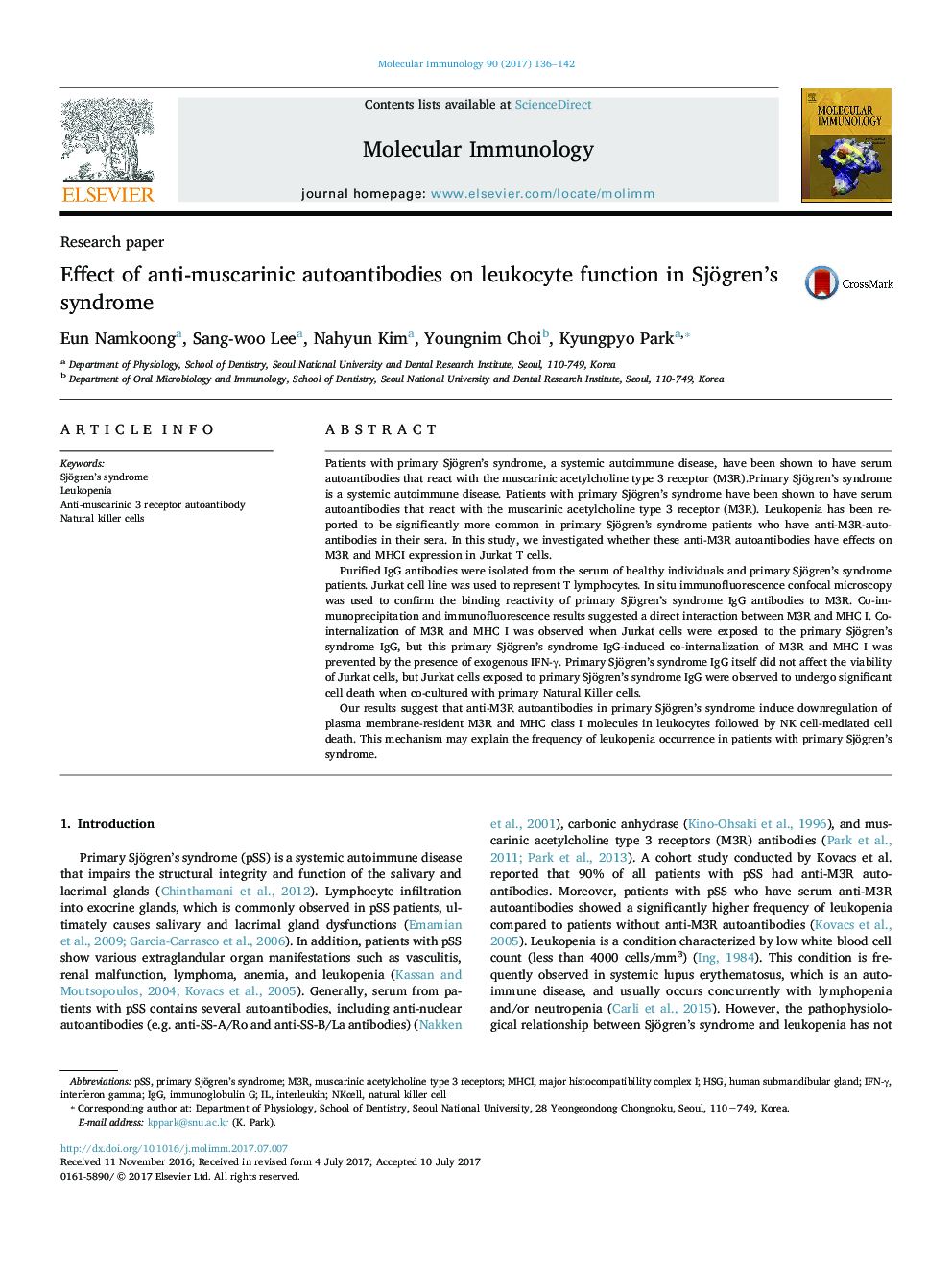 Effect of anti-muscarinic autoantibodies on leukocyte function in Sjögren's syndrome