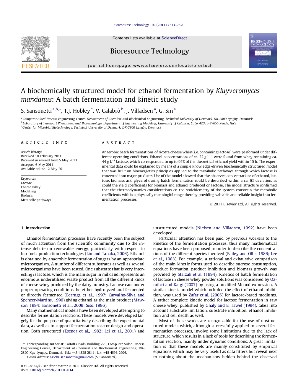 A biochemically structured model for ethanol fermentation by Kluyveromyces marxianus: A batch fermentation and kinetic study