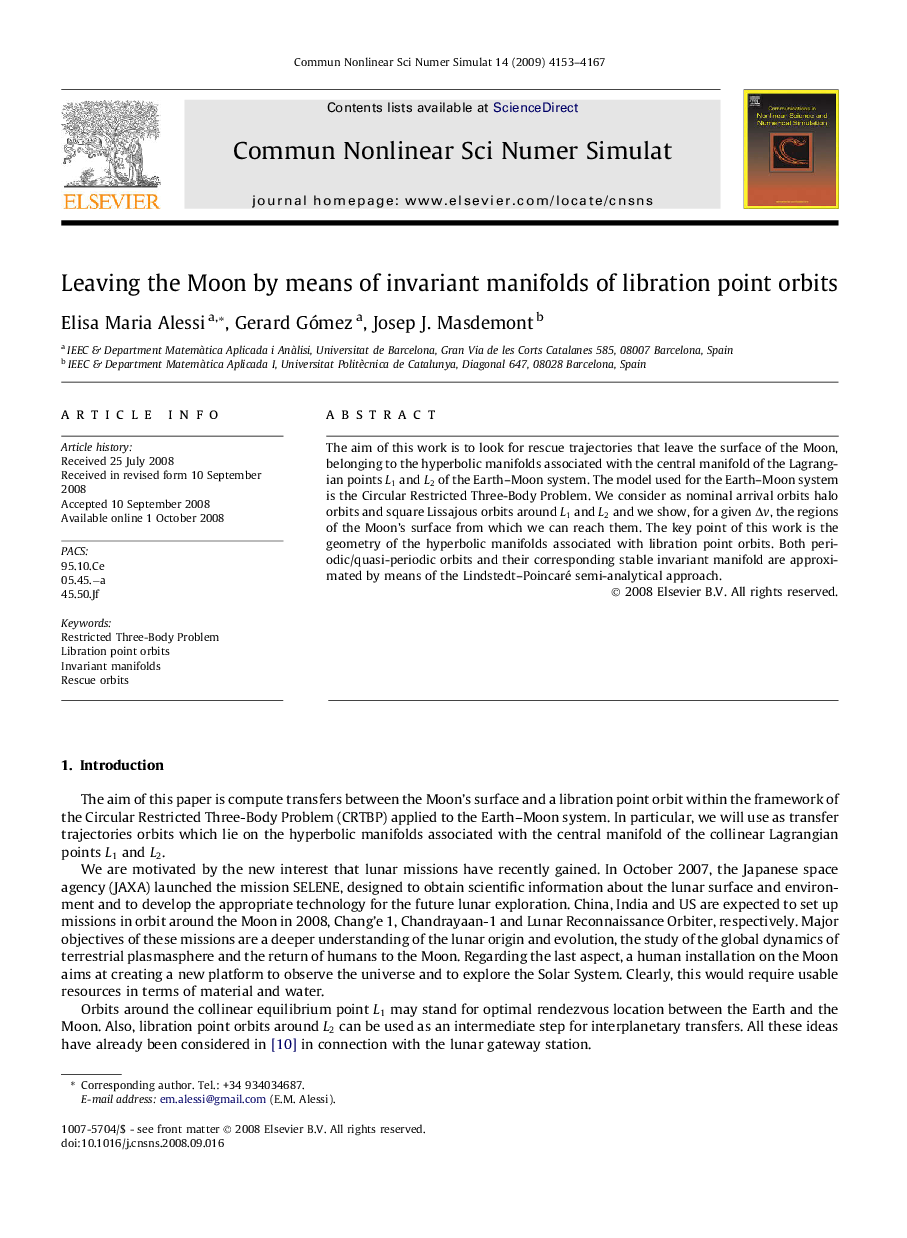 Leaving the Moon by means of invariant manifolds of libration point orbits