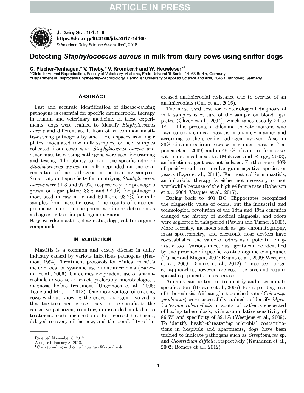 Detecting Staphylococcus aureus in milk from dairy cows using sniffer dogs
