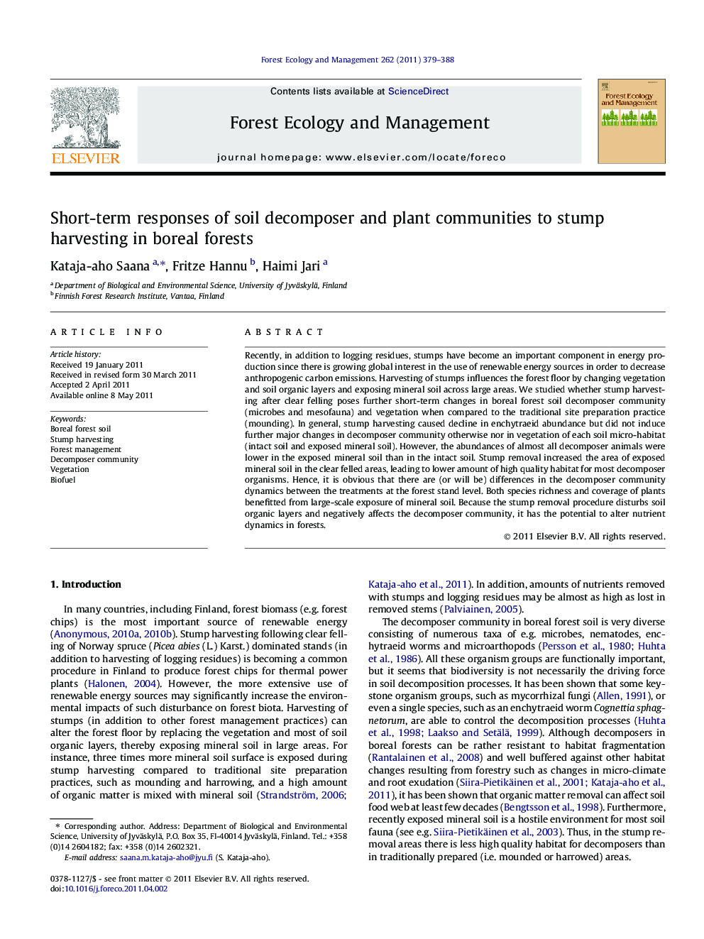 Short-term responses of soil decomposer and plant communities to stump harvesting in boreal forests