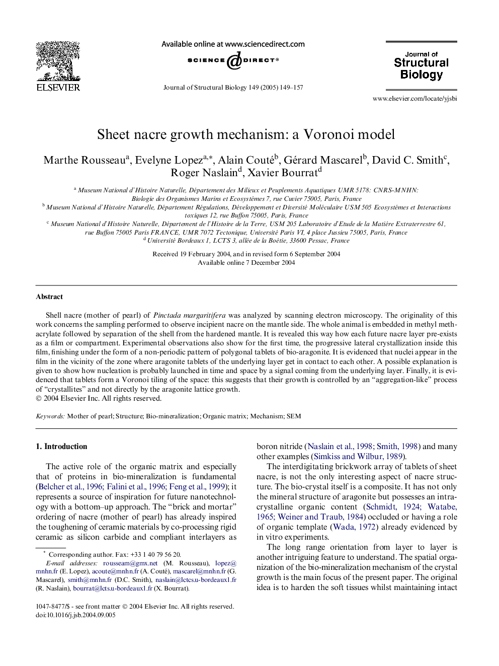 Sheet nacre growth mechanism: a Voronoi model
