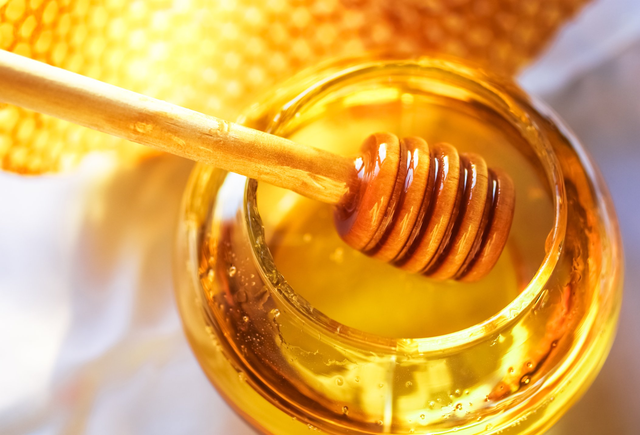 خواص عسل برای بدن