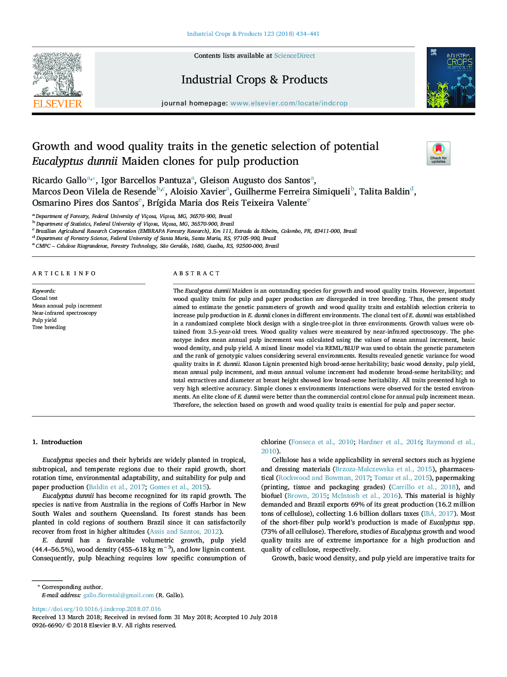 Growth and wood quality traits in the genetic selection of potential Eucalyptus dunnii Maiden clones for pulp production