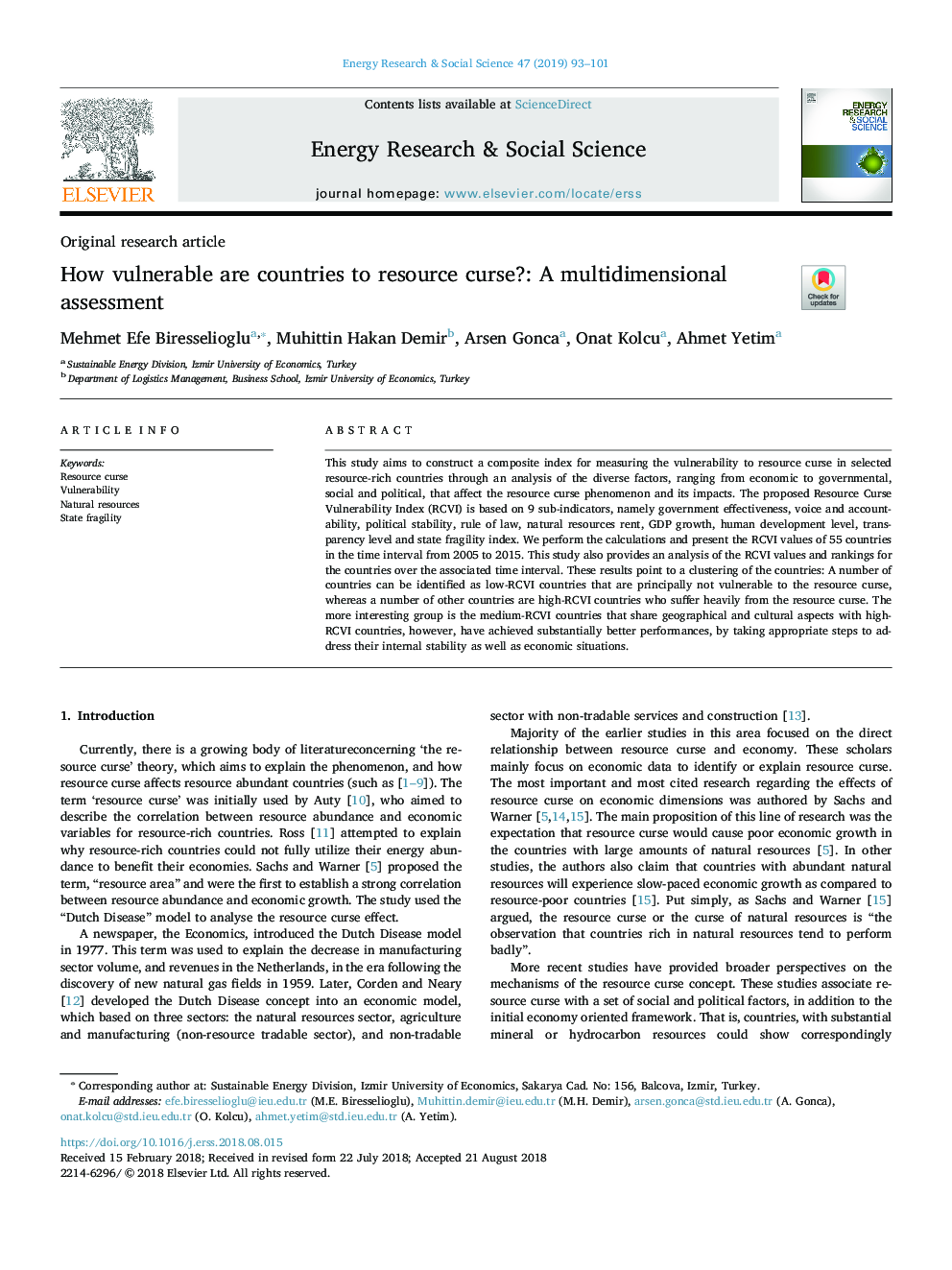 How vulnerable are countries to resource curse?: A multidimensional assessment