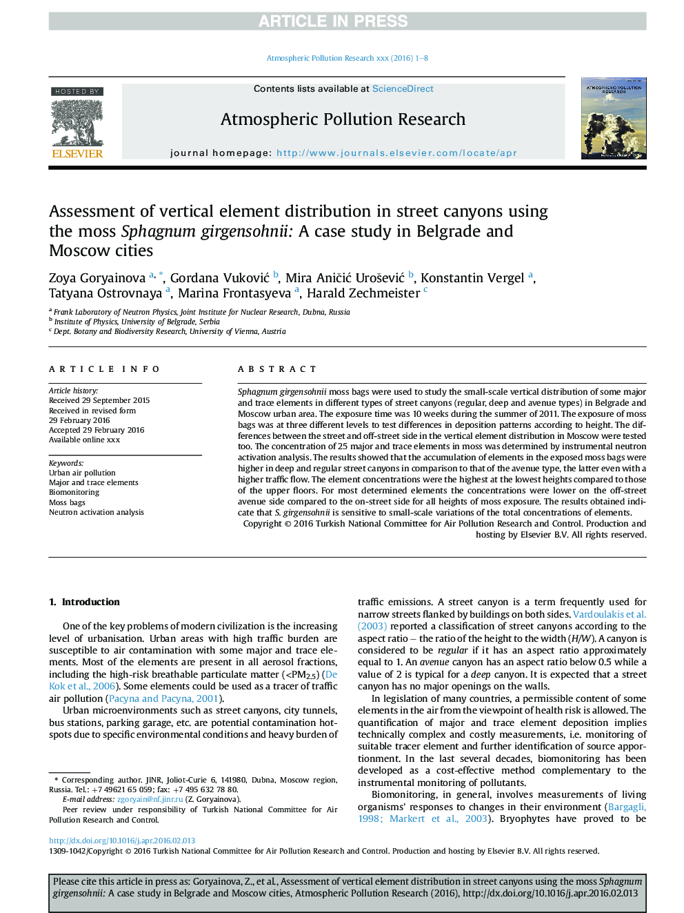 Assessment of vertical element distribution in street canyons using the moss Sphagnum girgensohnii: A case study in Belgrade and Moscow cities