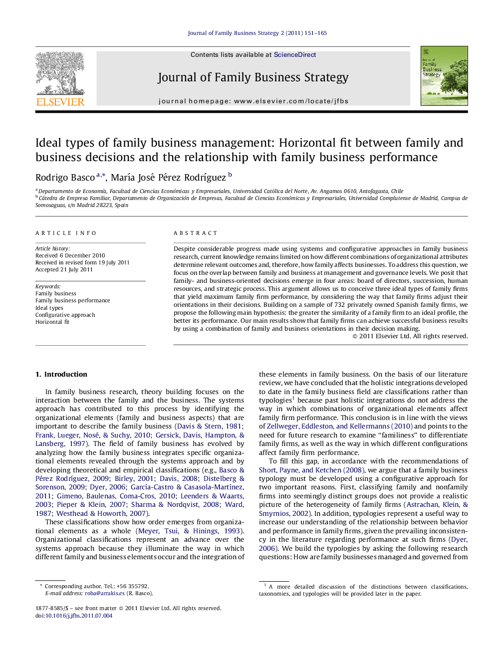 Ideal types of family business management: Horizontal fit between family and business decisions and the relationship with family business performance