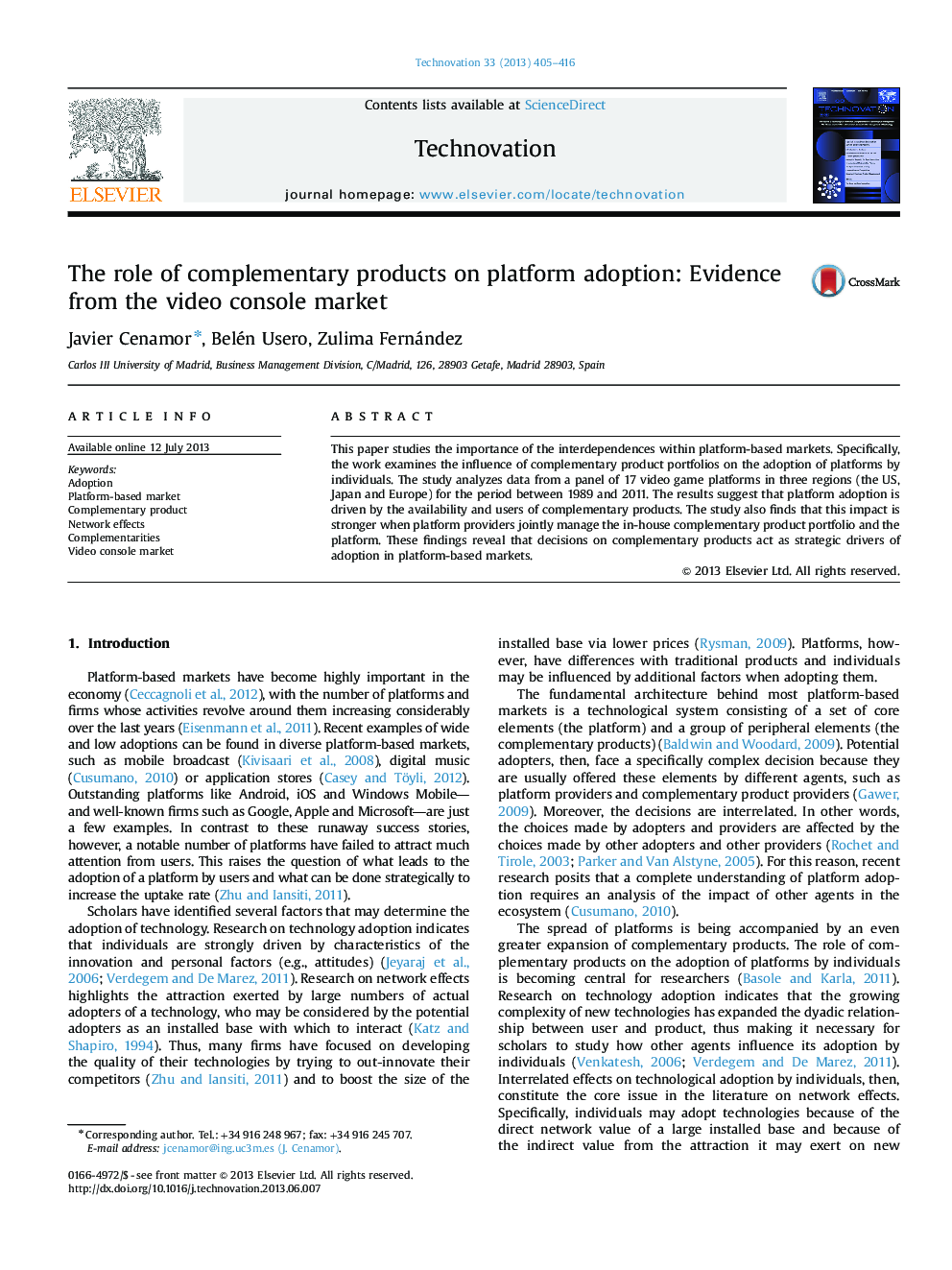 The role of complementary products on platform adoption: Evidence from the video console market