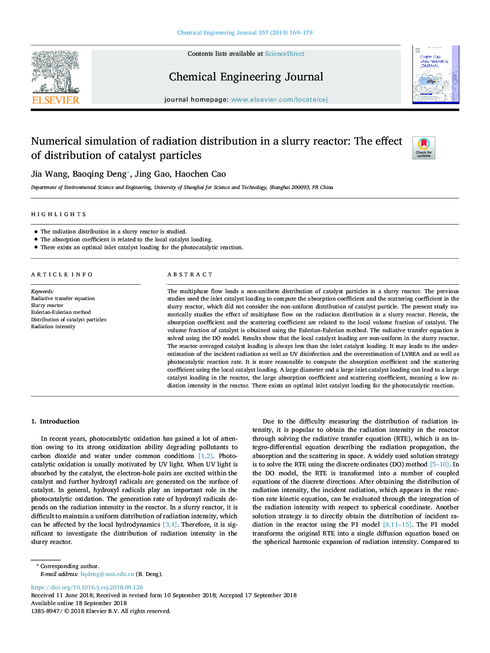 Numerical simulation of radiation distribution in a slurry reactor: The effect of distribution of catalyst particles