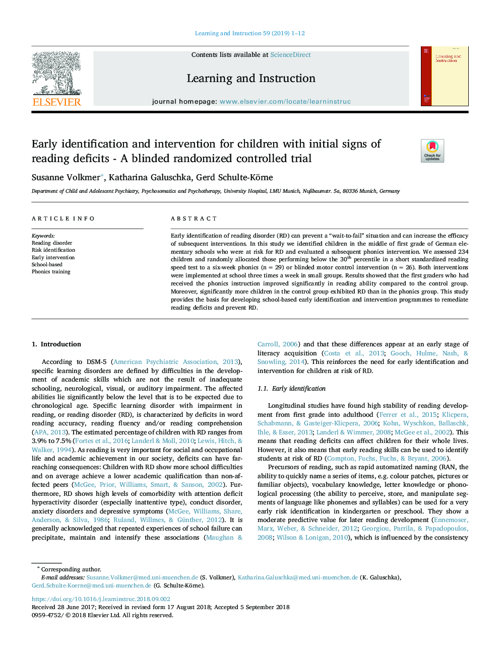 شناسایی و مداخله زودرس برای کودکان مبتلا به نشانه های اولیه نارسایی خواندن - یک کارآزمایی بالینی تصادفی کور