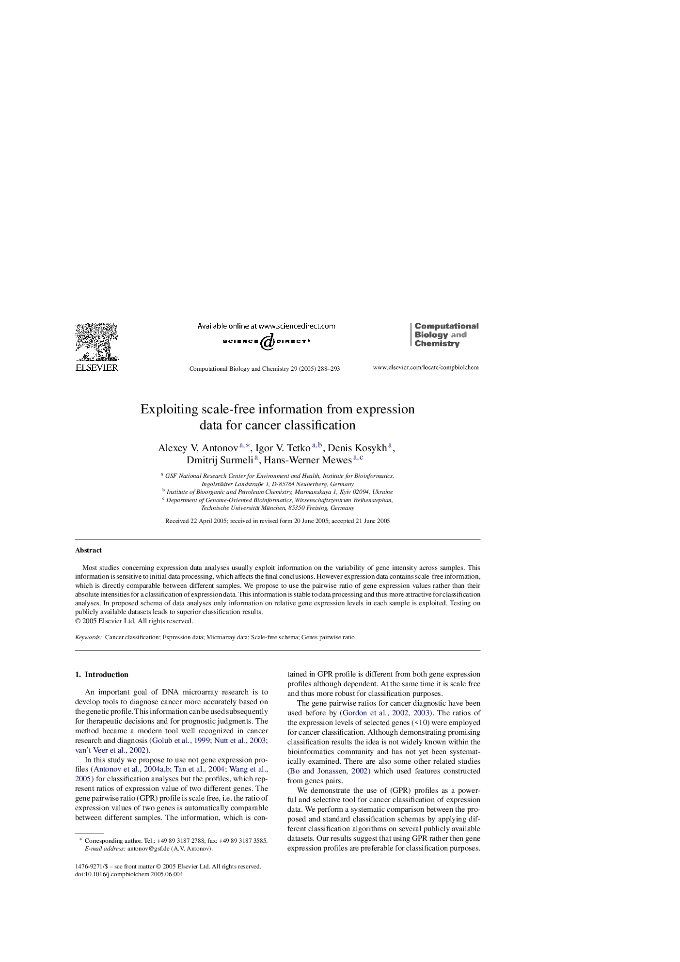 Exploiting scale-free information from expression data for cancer classification