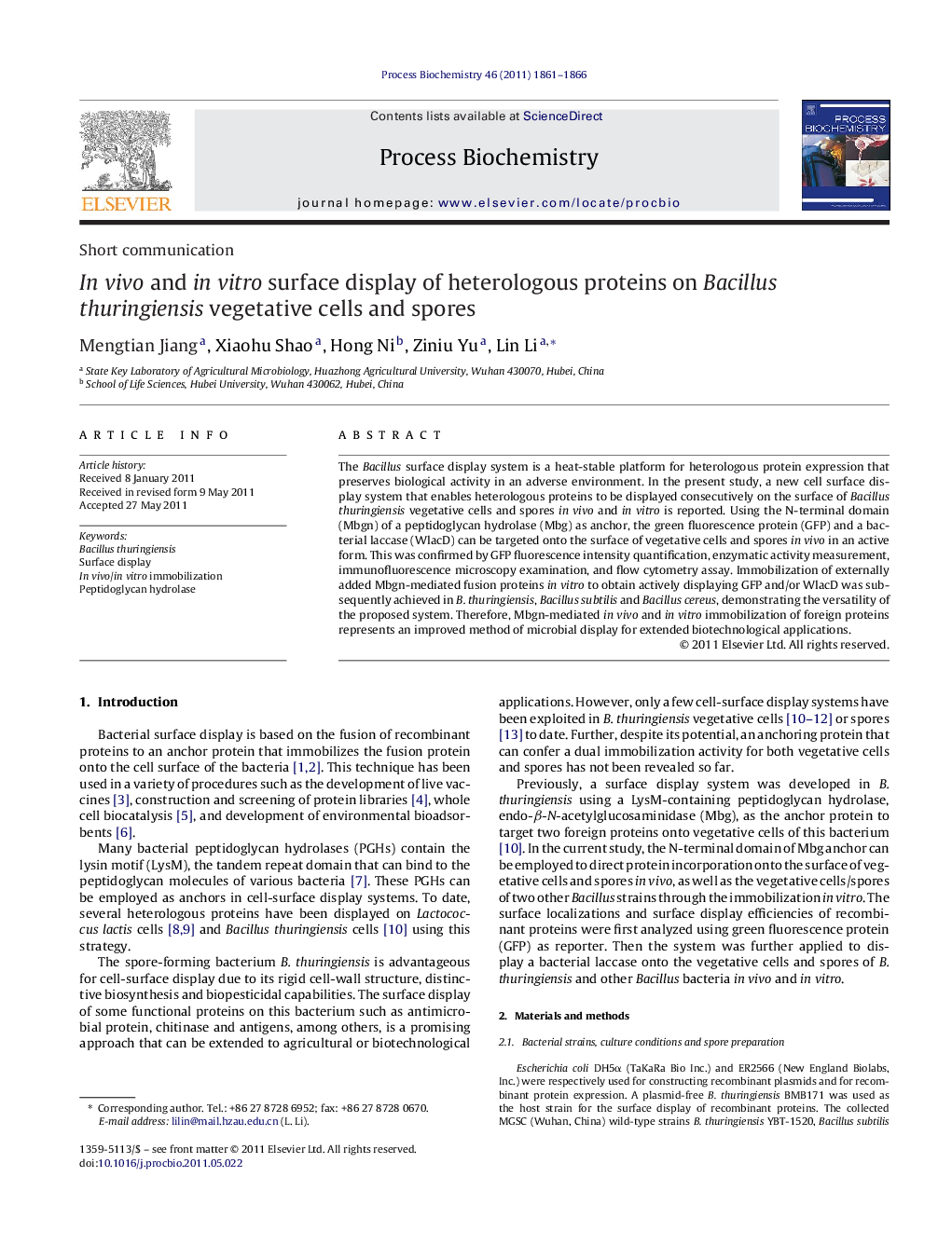 In vivo and in vitro surface display of heterologous proteins on Bacillus thuringiensis vegetative cells and spores