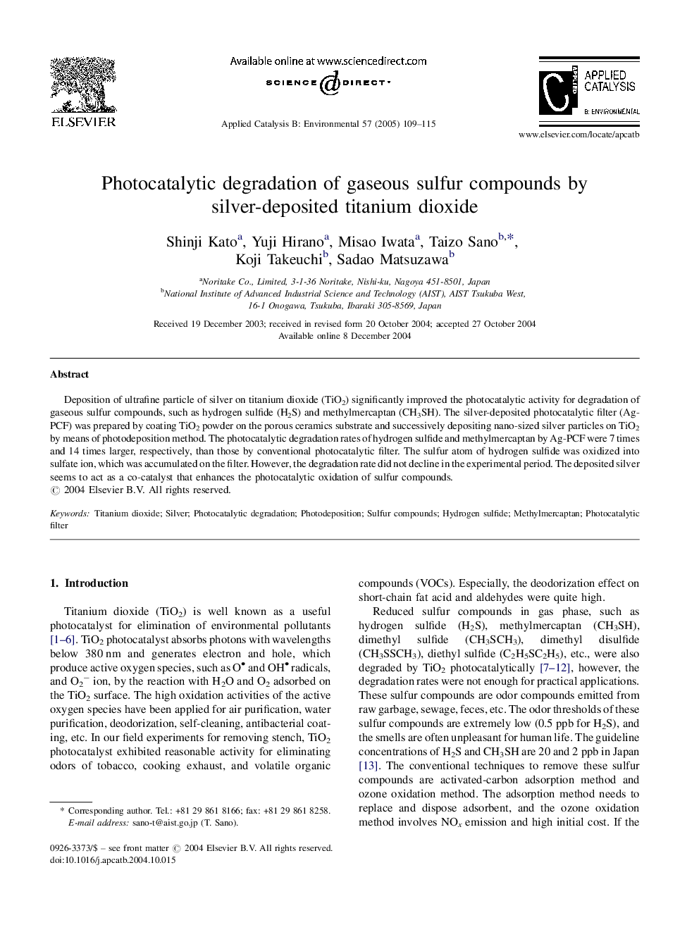 Photocatalytic degradation of gaseous sulfur compounds by silver-deposited titanium dioxide