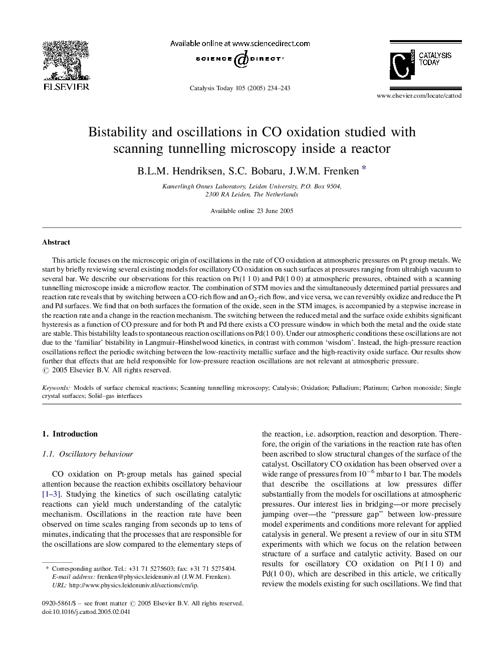 Bistability and oscillations in CO oxidation studied with scanning tunnelling microscopy inside a reactor