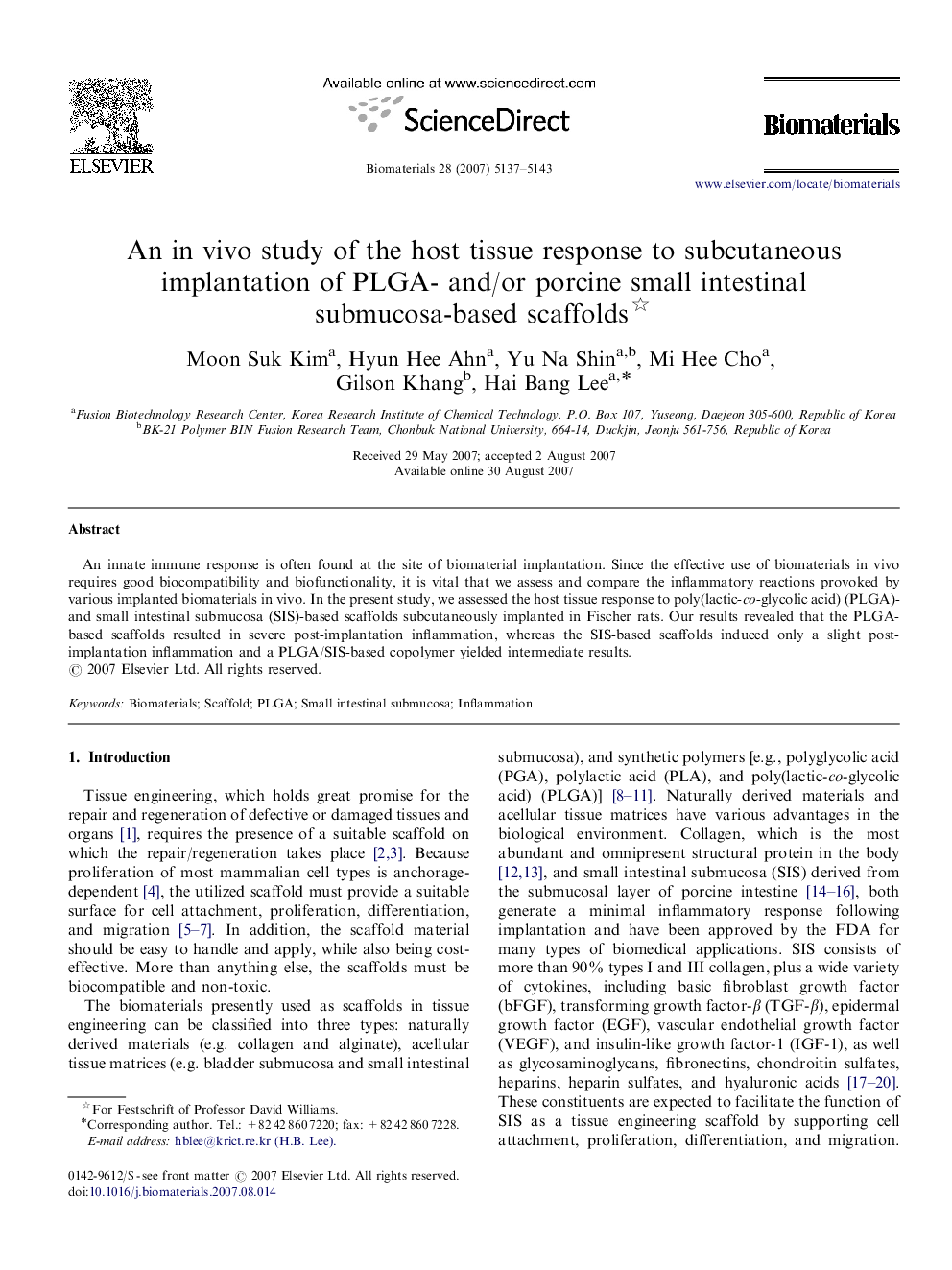 An in vivo study of the host tissue response to subcutaneous implantation of PLGA- and/or porcine small intestinal submucosa-based scaffolds 