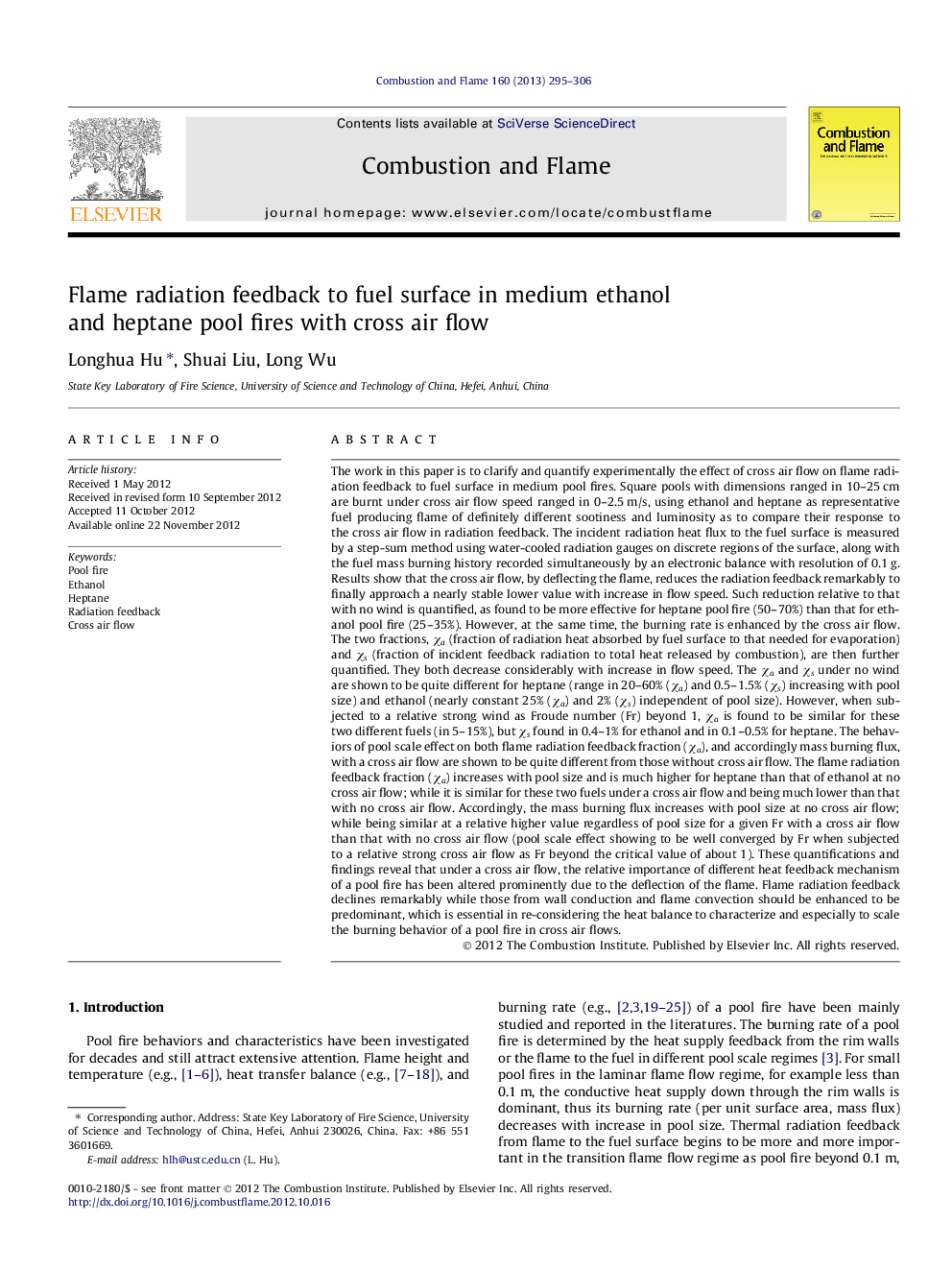 Flame radiation feedback to fuel surface in medium ethanol and heptane pool fires with cross air flow