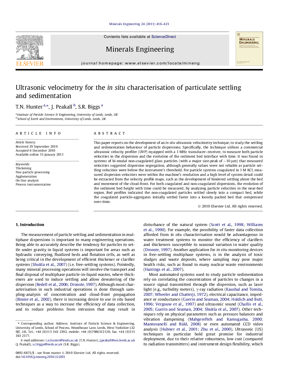 Ultrasonic velocimetry for the in situ characterisation of particulate settling and sedimentation