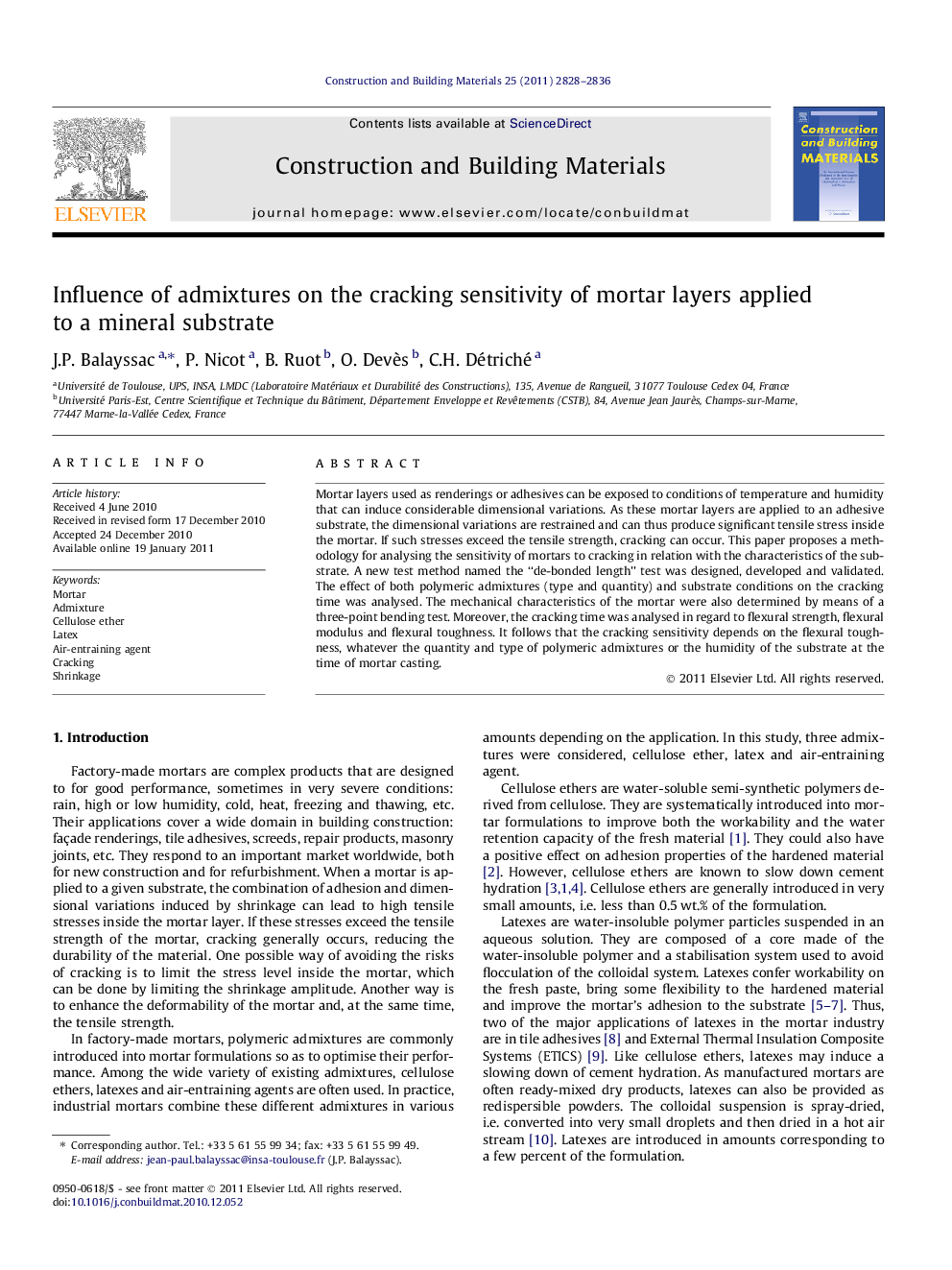 Influence of admixtures on the cracking sensitivity of mortar layers applied to a mineral substrate