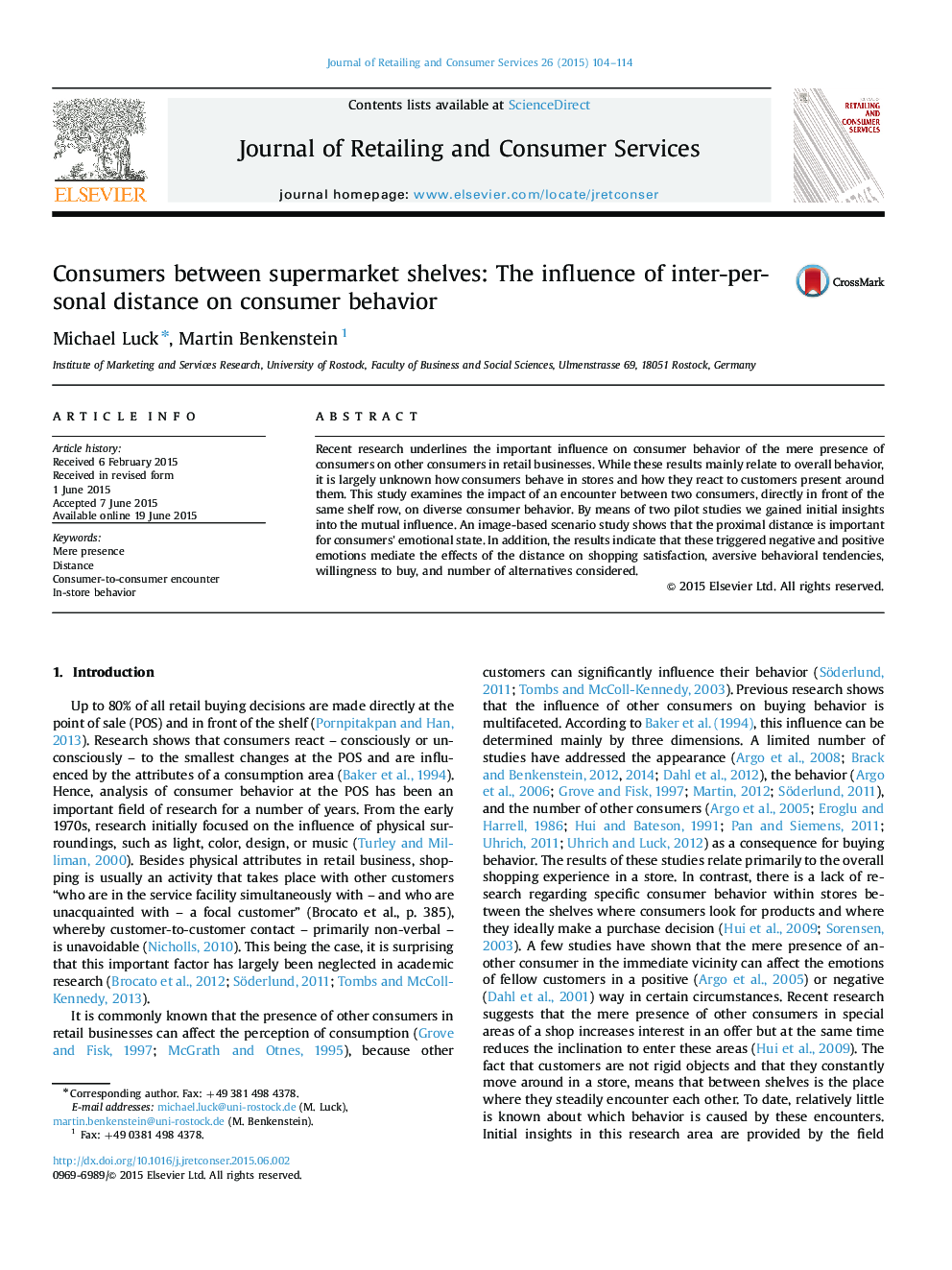 Consumers between supermarket shelves: The influence of inter-personal distance on consumer behavior