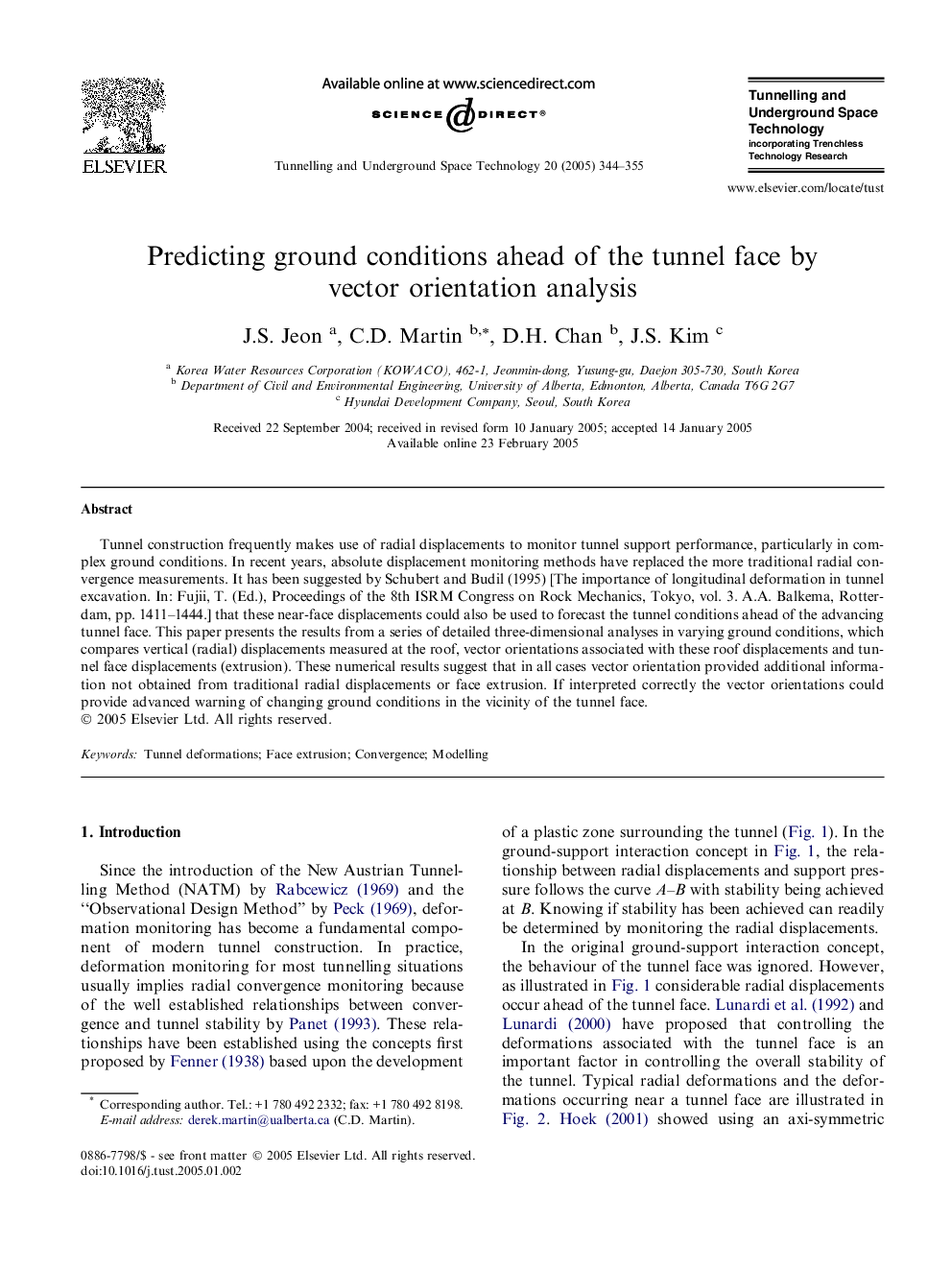 Predicting ground conditions ahead of the tunnel face by vector orientation analysis