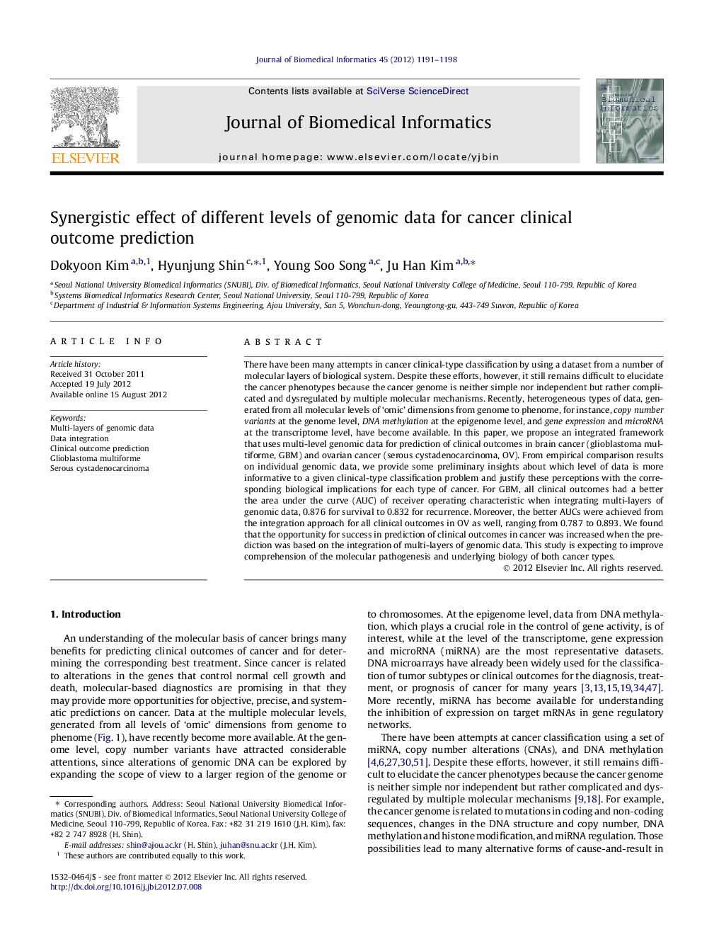 Synergistic effect of different levels of genomic data for cancer clinical outcome prediction