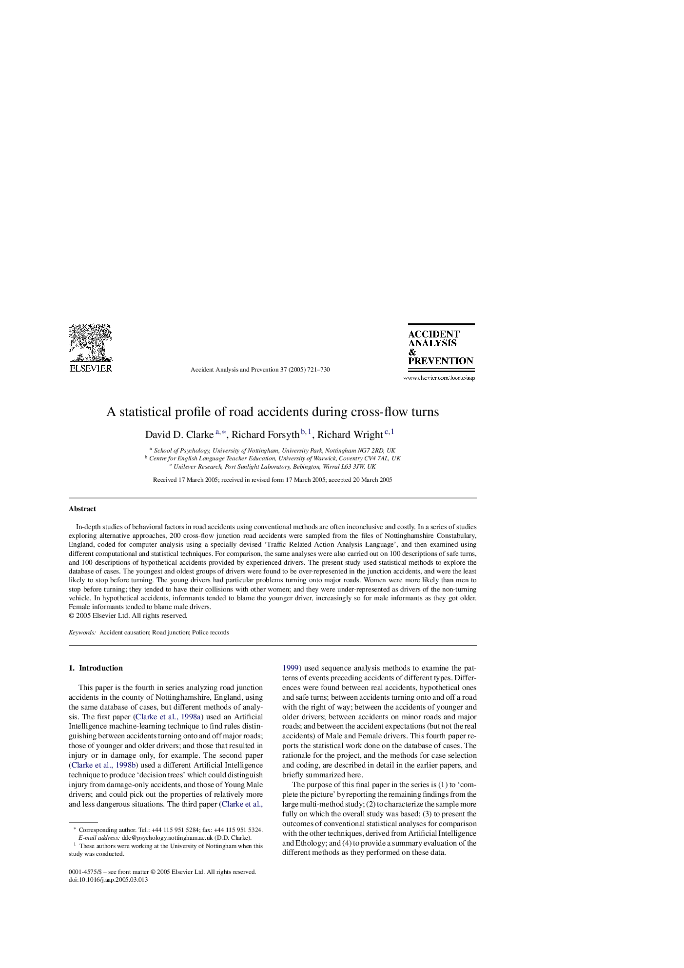 A statistical profile of road accidents during cross-flow turns