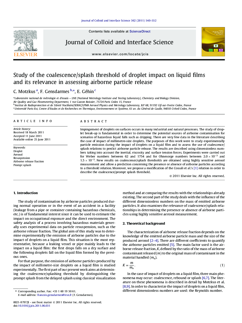 Study of the coalescence/splash threshold of droplet impact on liquid films and its relevance in assessing airborne particle release