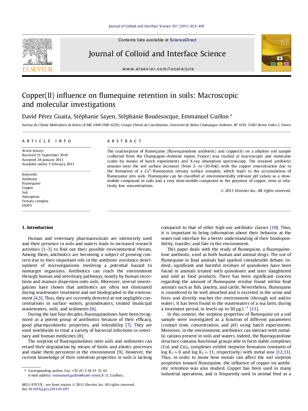 Copper(II) influence on flumequine retention in soils: Macroscopic and molecular investigations