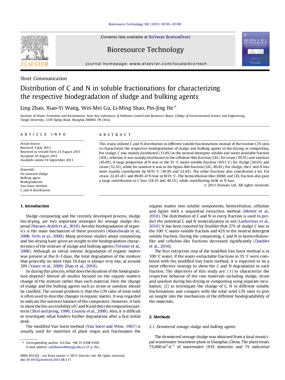 Distribution of C and N in soluble fractionations for characterizing the respective biodegradation of sludge and bulking agents