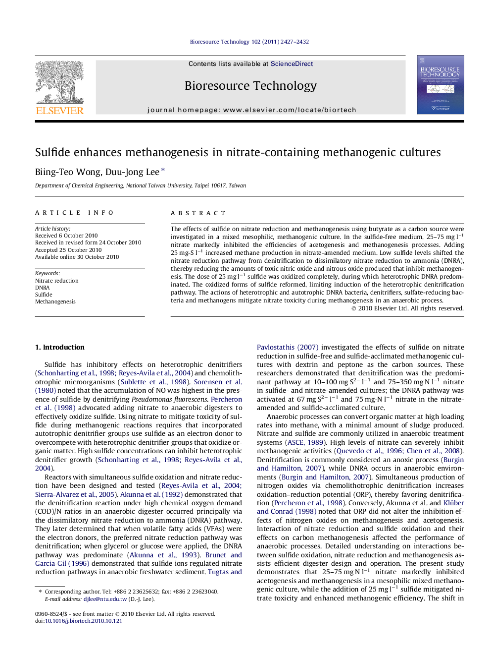 Sulfide enhances methanogenesis in nitrate-containing methanogenic cultures